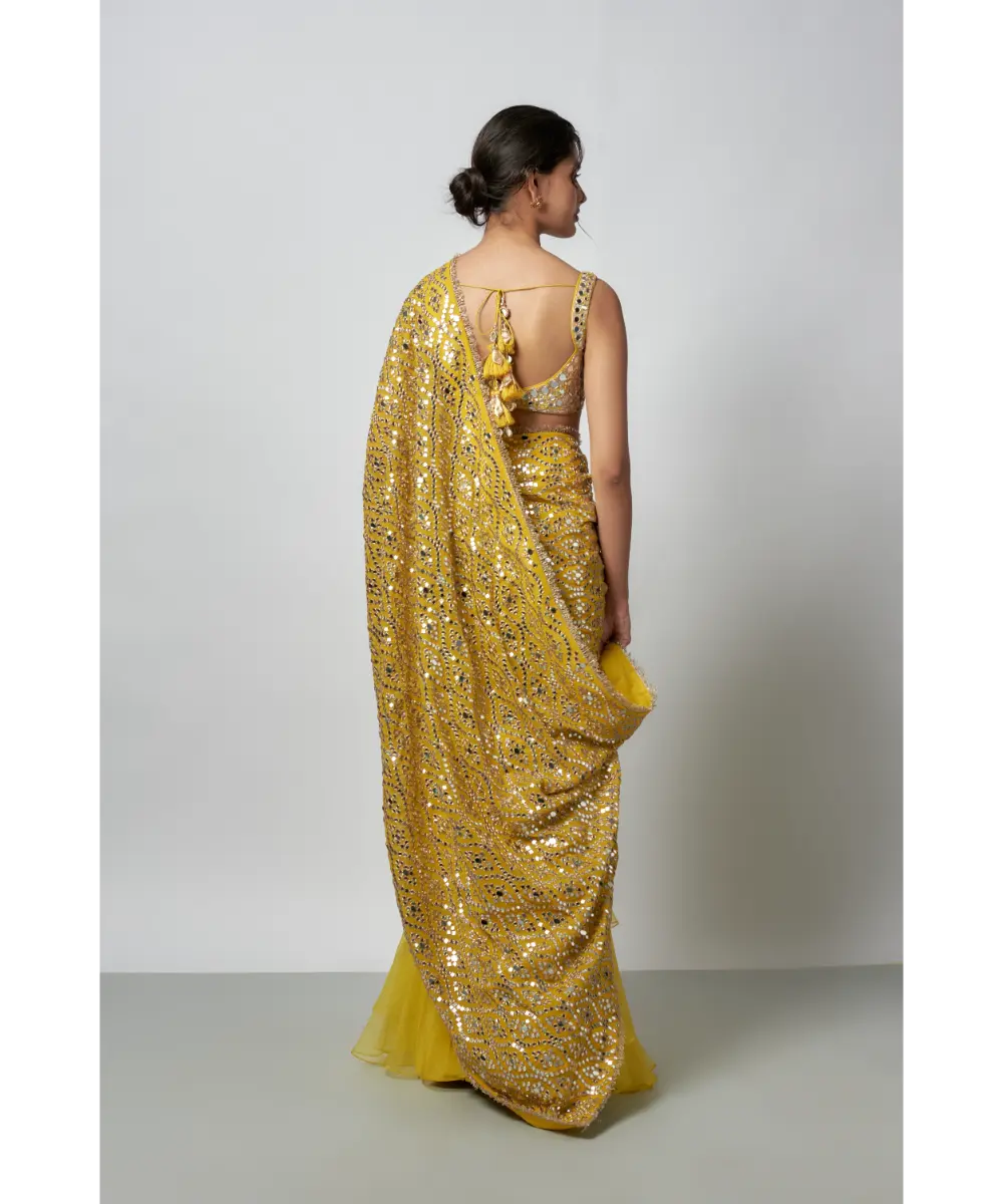 GOPI VAID- Nandana Saree Set